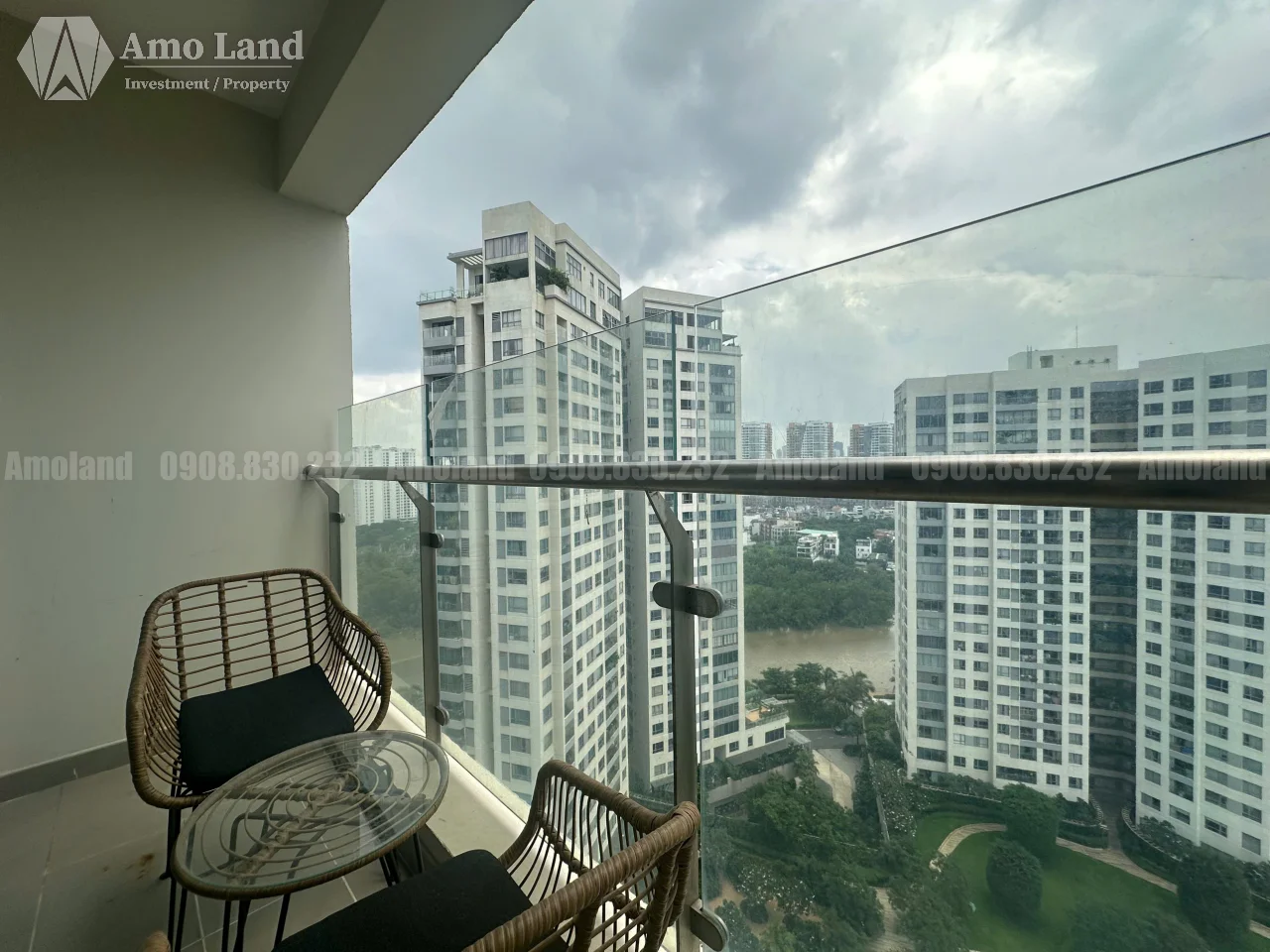 Ban Công